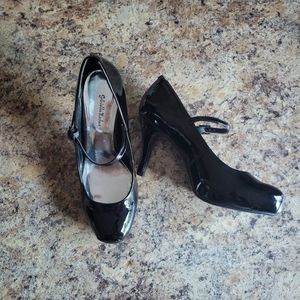Gabriella Rocha Black Heels